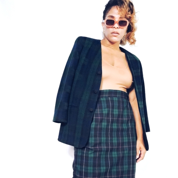 Liz Claiborne Jackets & Blazers - Liz Plaid Blazer